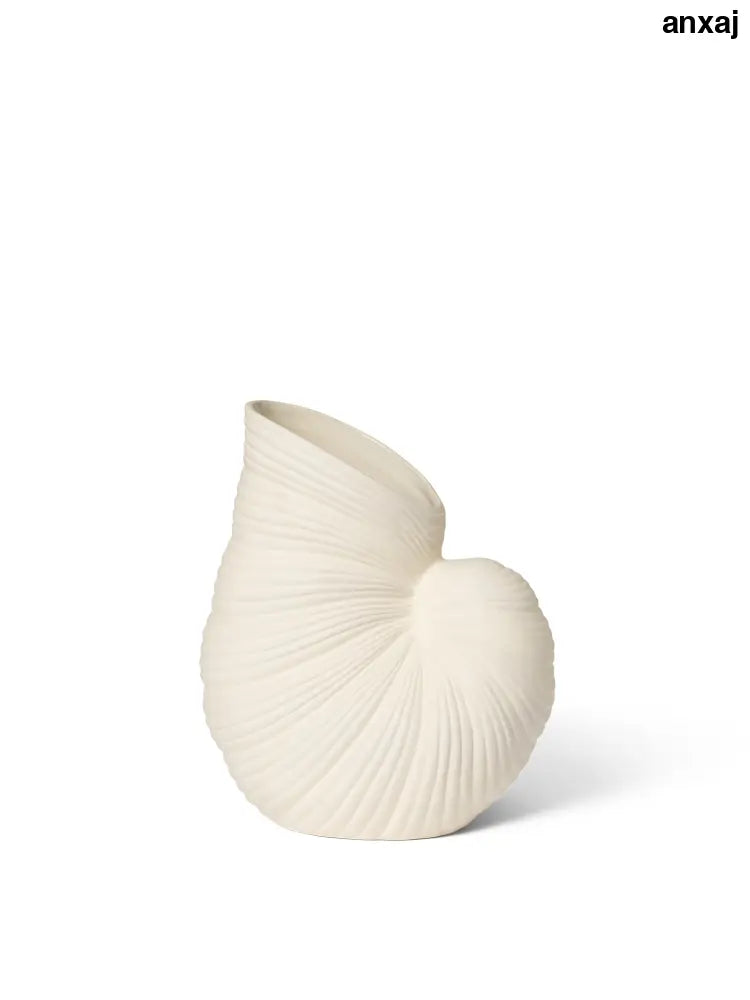 ferm LIVING Shell Vase – Off-White Ceramic Vase - Home Decor